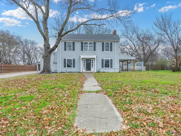 Ennis, TX 75119,1102 N Preston Street