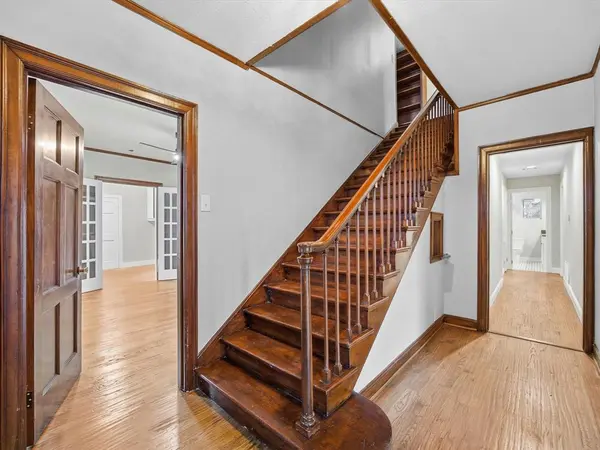 Ennis, TX 75119,1102 N Preston Street