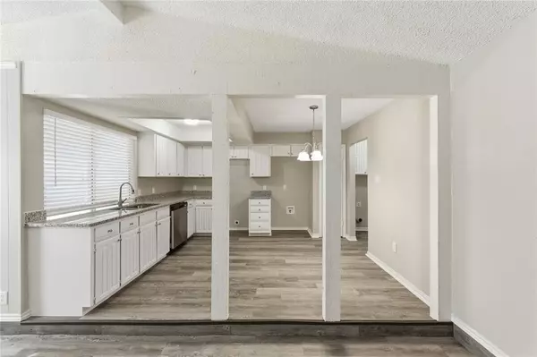 Arlington, TX 76014,420 Thomas Chapel Drive