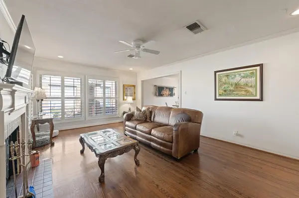 Fort Worth, TX 76110,2737 Ryan Place Drive