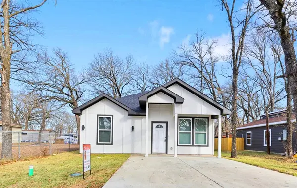 Mabank, TX 75156,120 Red Bird Lane