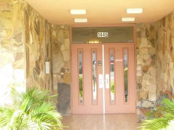 1445 Atlantic Shores Blvd #403, Hallandale Beach, FL 33009