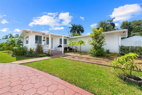 2910 Johnson St, Hollywood, FL 33020