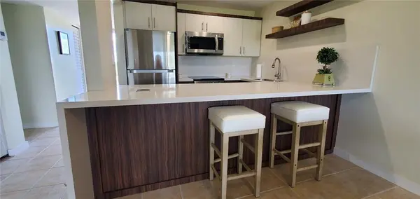 Cooper City, FL 33328,5100 SW 90th Ave #406