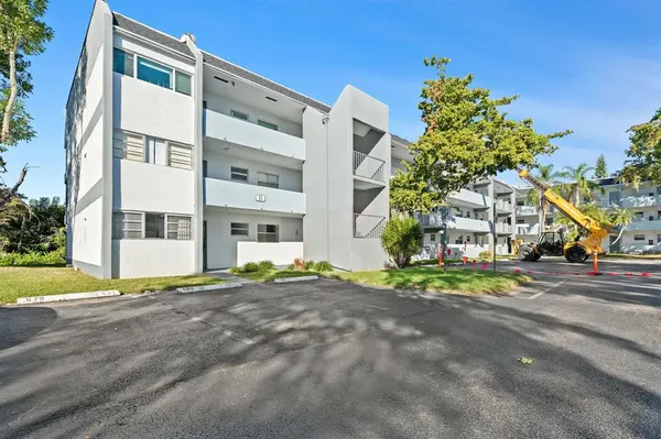 Tamarac, FL 33321,8341 Sands Point Blvd #B101