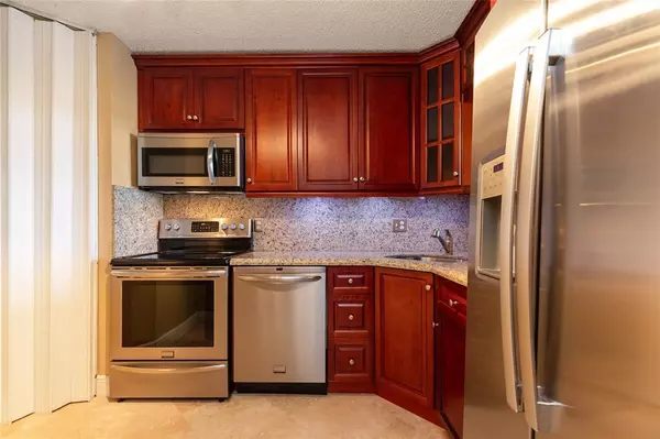 Fort Lauderdale, FL 33308,5300 NE 24th Ter #416C