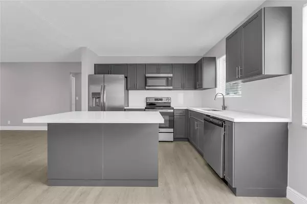 Hollywood, FL 33021,3240 Sheridan Ln