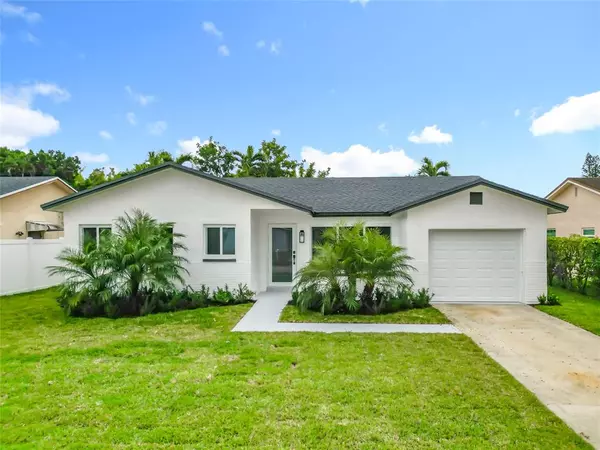 Boca Raton, FL 33433,8926 SW 7th St