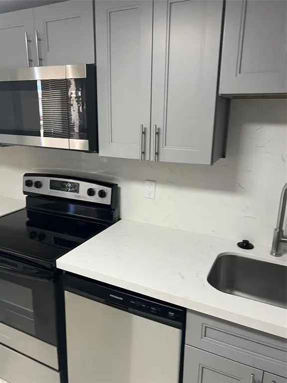 Coral Springs, FL 33065,8705 NW 38TH DRIVE #2A