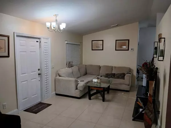 Port St Lucie, FL 34953,958 SW Jaslo Ave