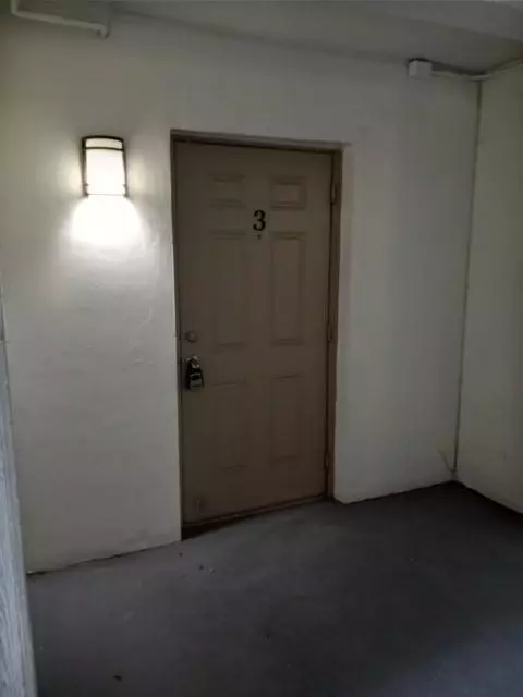 Pompano Beach, FL 33060,101 SE 6th Ave #3