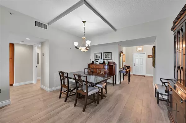 Pompano Beach, FL 33062,2880 NE 14th Street Cswy #1004