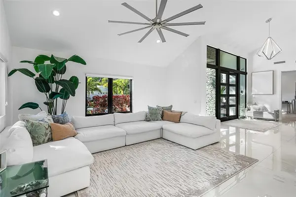 Boca Raton, FL 33487,737 NE Boca Bay Colony Dr