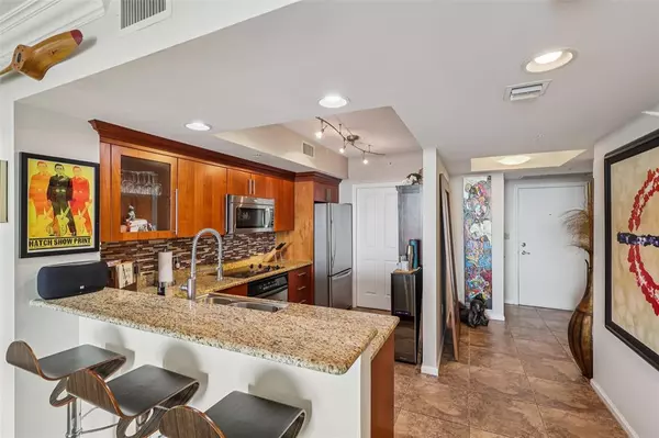 Fort Lauderdale, FL 33315,401 SW 4th Ave #1602