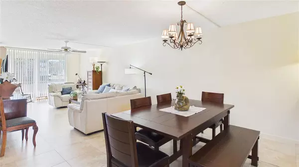 Pembroke Pines, FL 33025,381 S HOLLYBROOK DR #106