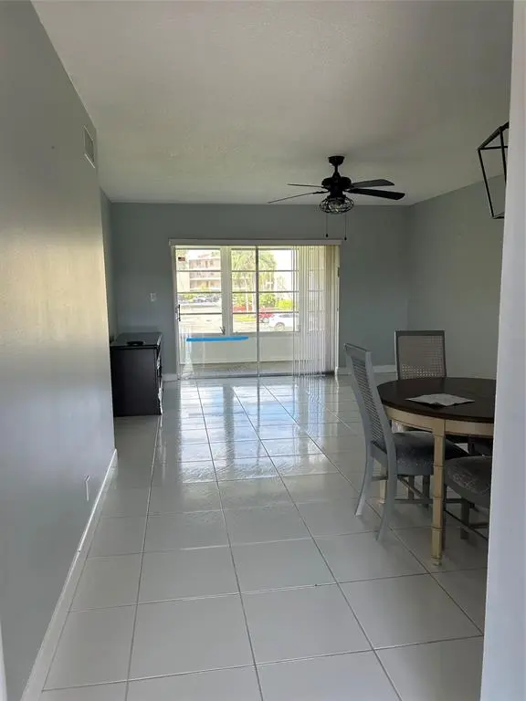 Delray Beach, FL 33446,31 Abbey Ln #207