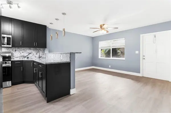 Lighthouse Point, FL 33064,4751 NE 21st Ter #3