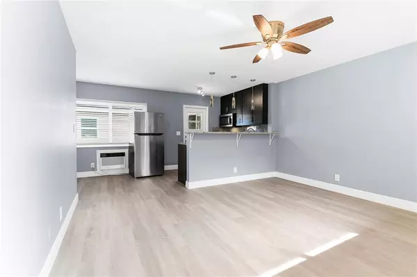 Lighthouse Point, FL 33064,4751 NE 21st Ter #3