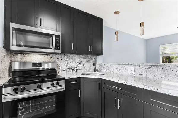 Lighthouse Point, FL 33064,4751 NE 21st Ter #3