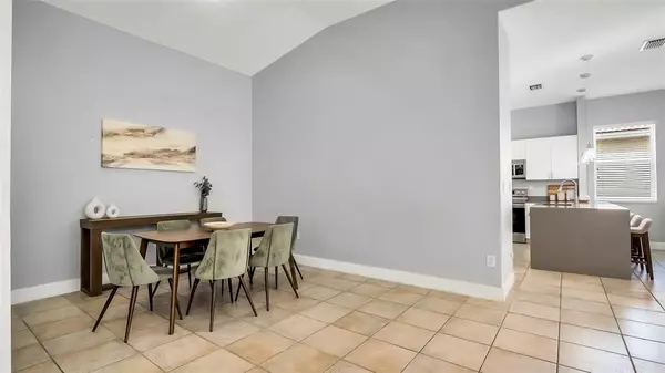 Coconut Creek, FL 33073,5252 NW 51st St