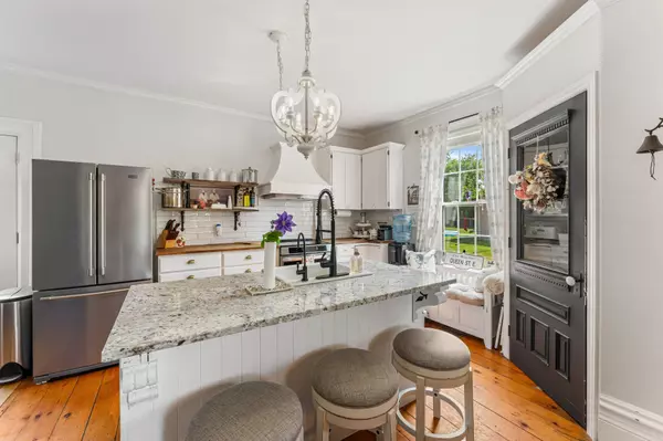 Greater Napanee, ON K7R 3K6,7407 County Road 2 N/A