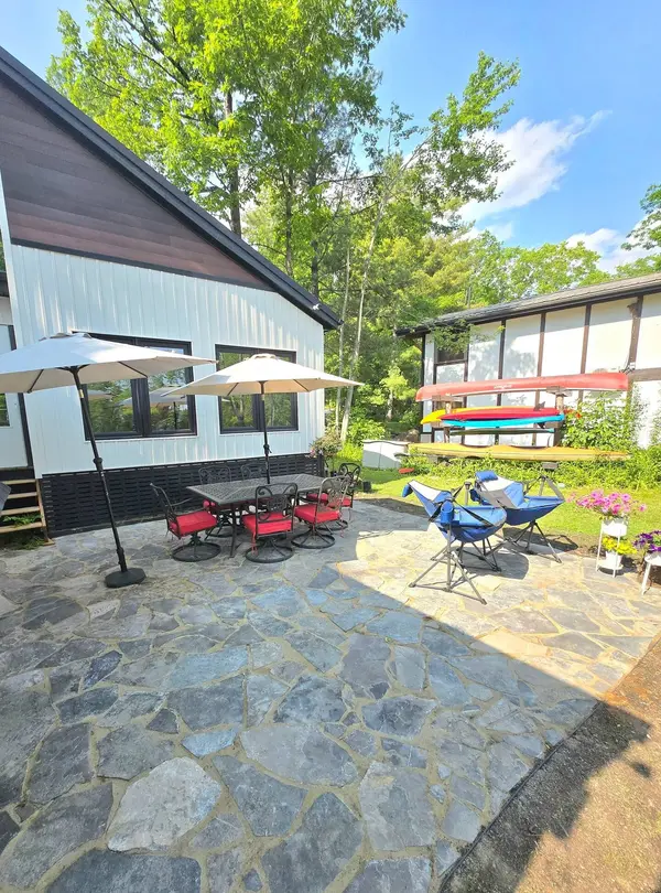 North Kawartha, ON K0L 1A0,51 Lakeview RD