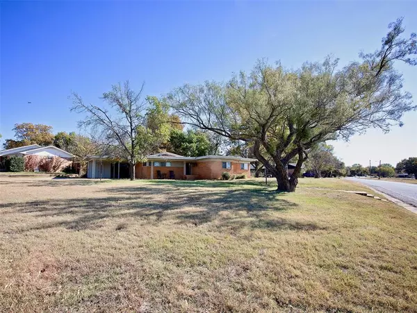 Graham, TX 76450,1400 Brazos St