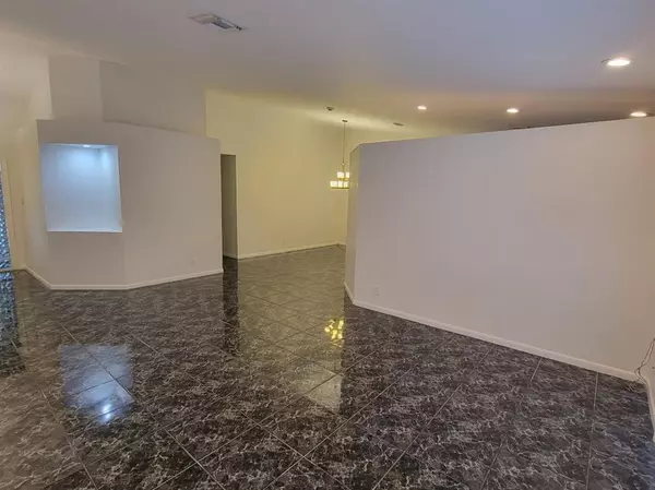 Coral Springs, FL 33076,9831 NW 53rd Ct