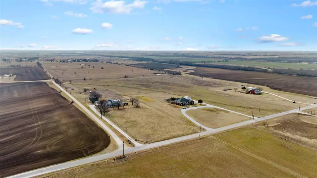 Valley View, TX 76272,770 County Road 348