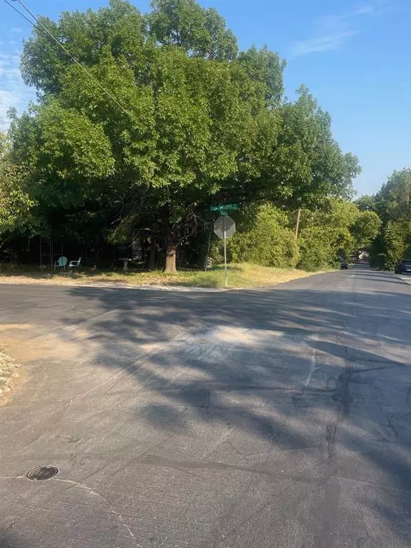 Dallas, TX 75218,8902 San Leandro Drive