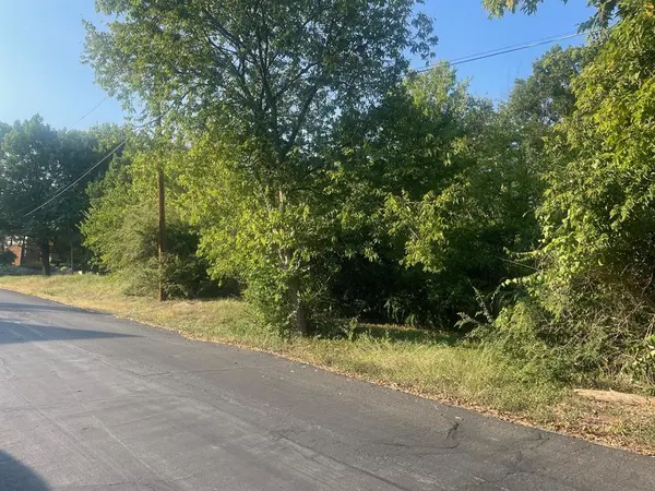 Dallas, TX 75218,8902 San Leandro Drive