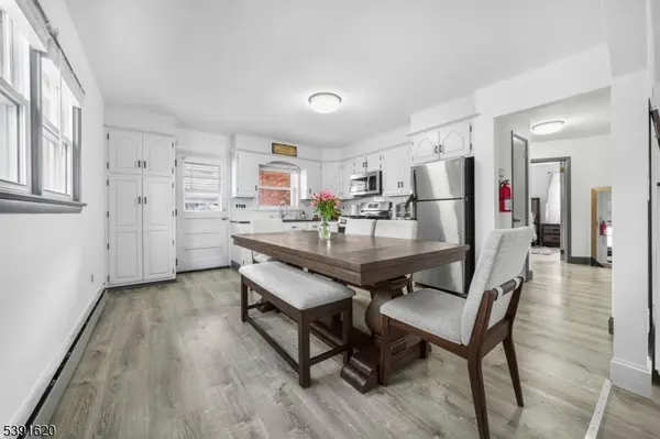 Woodland Park, NJ 07424,25 Newby Ave