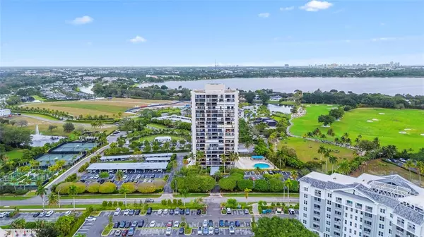 West Palm Beach, FL 33401,2400 Presidential Way #1502