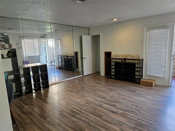 Dallas, TX 75243,9835 Walnut Street #107