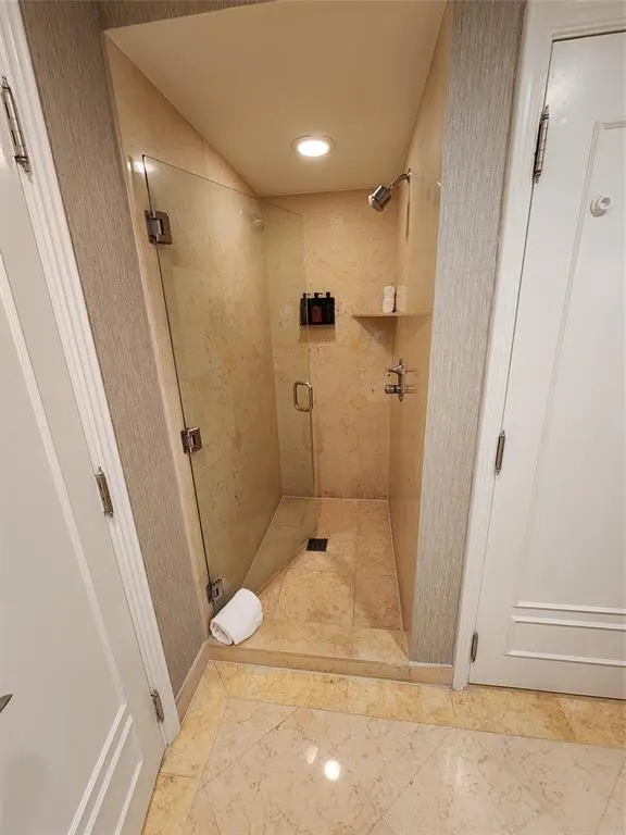 Fort Lauderdale, FL 33304,601 N Ft Lauderdale Bch Blvd #1116