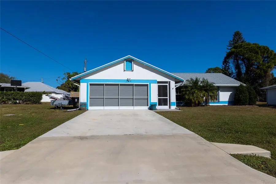 2719 SE Helms Ave, Port St Lucie, FL 34952