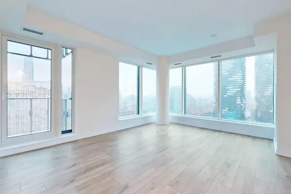 Toronto C08, ON M5E 0E3,28 Freeland ST #2407