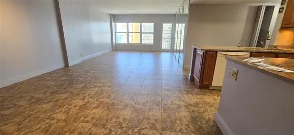 Pompano Beach, FL 33062,405 N Ocean Blvd #1006