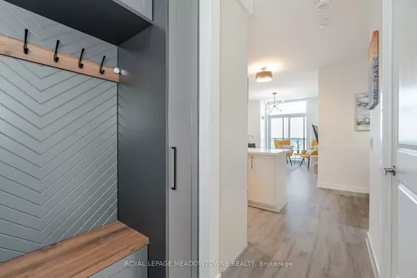 Mississauga, ON L5M 2E3,4677 Glen Erin DR #PH1