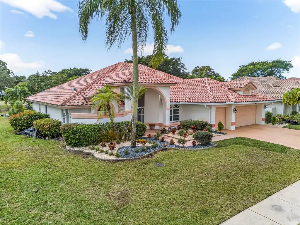 Boca Raton, FL 33498,10405 Canoe Brook Circle