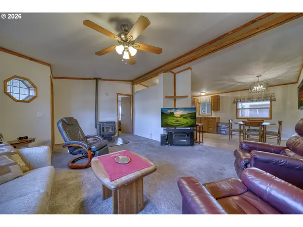 Scappoose, OR 97056,51550 SE 6th ST