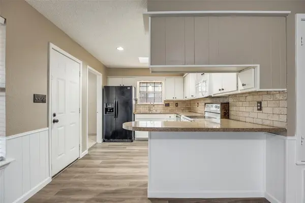 Leonard, TX 75452,309 N Pecan Street