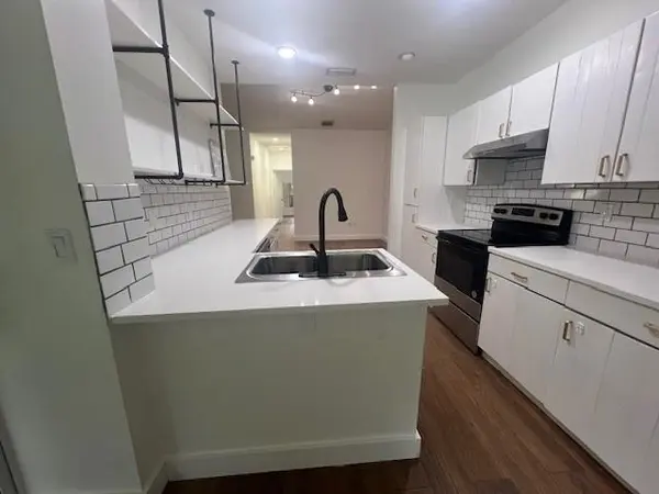 Weston, FL 33326,16360 Malibu Dr