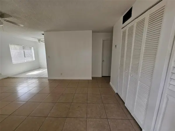 Lauderhill, FL 33313,2220 NW 59th Way #63-C