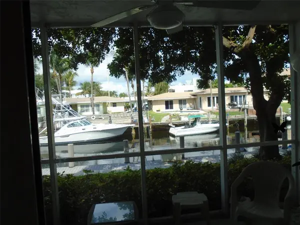 Lighthouse Point, FL 33064,3165 NE 48th Ct #110