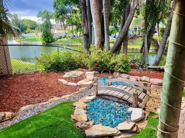 Plantation, FL 33322,1581 NW 100th Way