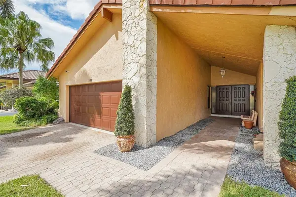 Plantation, FL 33322,1581 NW 100th Way