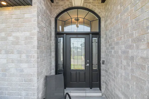 Clarence-rockland, ON K4K 0H8,356 Zircon ST