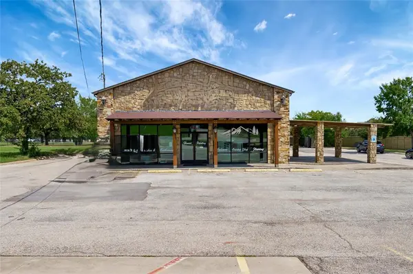 North Richland Hills, TX 76182,7716 Davis Boulevard