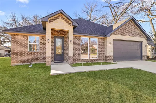 5940 Wall Avenue, Haltom City, TX 76117